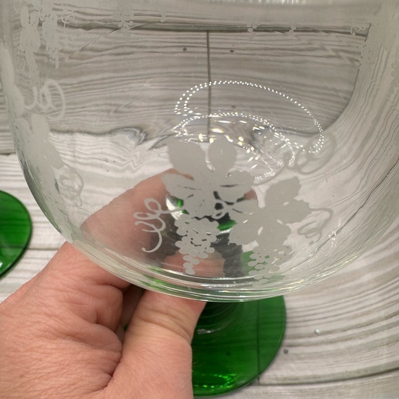 3 Vintage German Roemer Wine Glass Etched Grape Green Beehive Stem - Picture 4 of 8